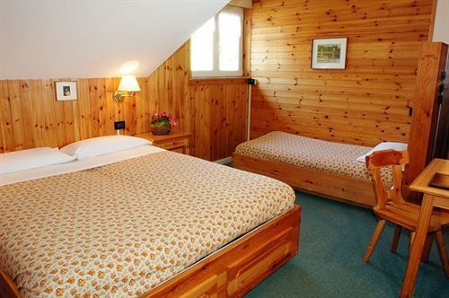 Laurino Hotell Moena Eksteriør bilde